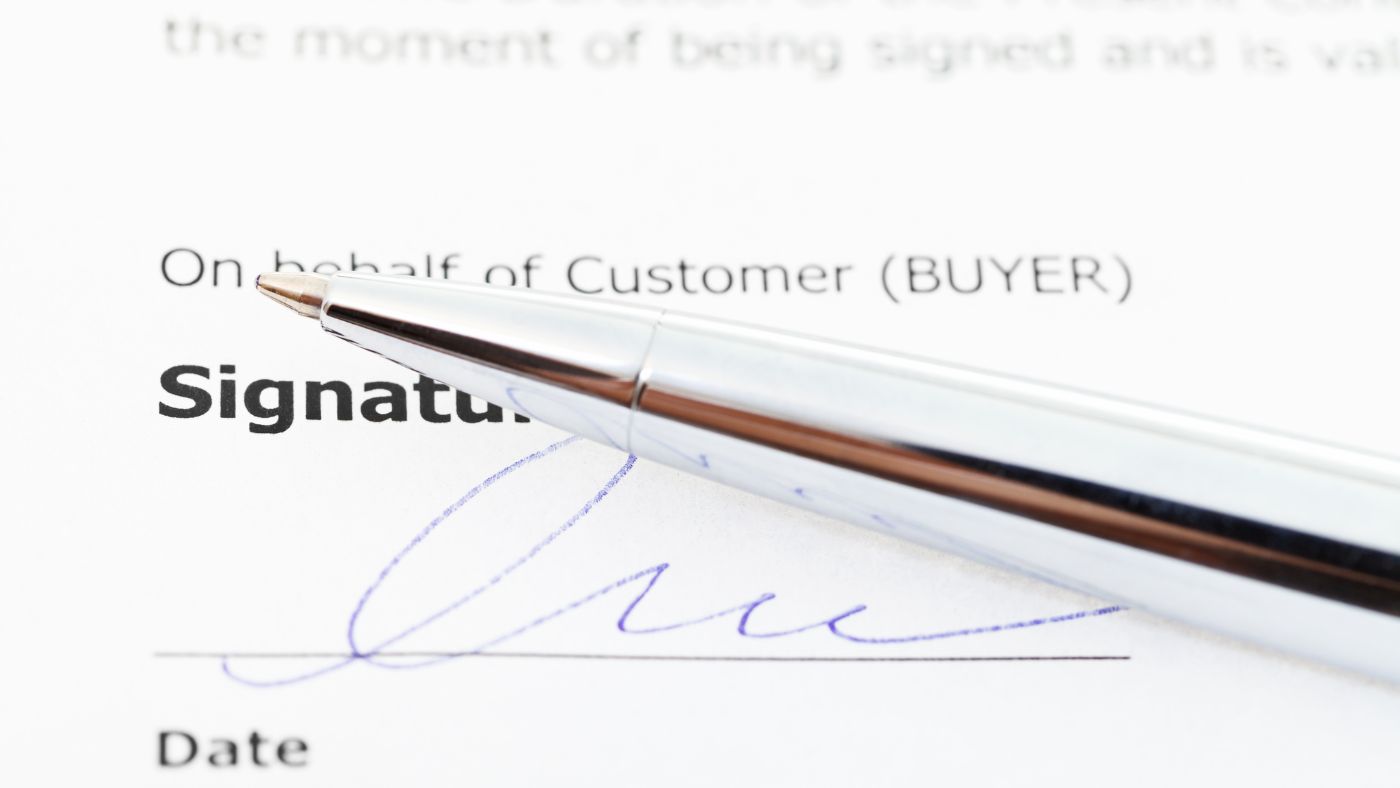 supplier contracts commercial law signing